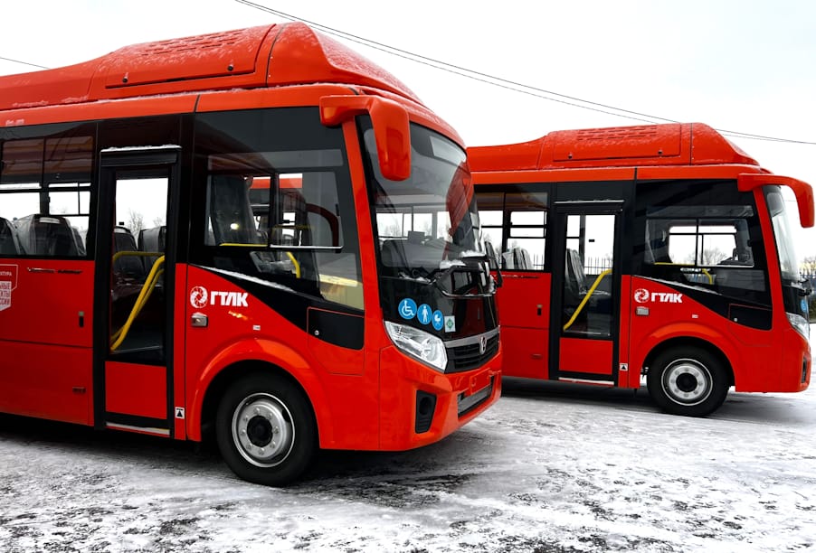 В Омскую область по нацпроекту поступило 55 автобусов 