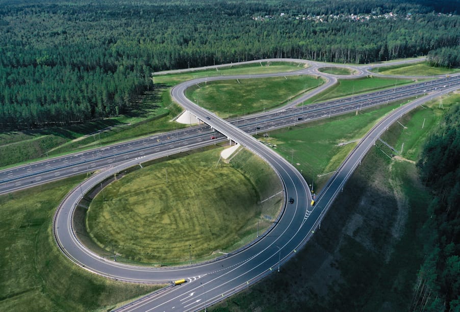 Более 310 км федеральных дорог расширили до четырех и более полос в 2025 году